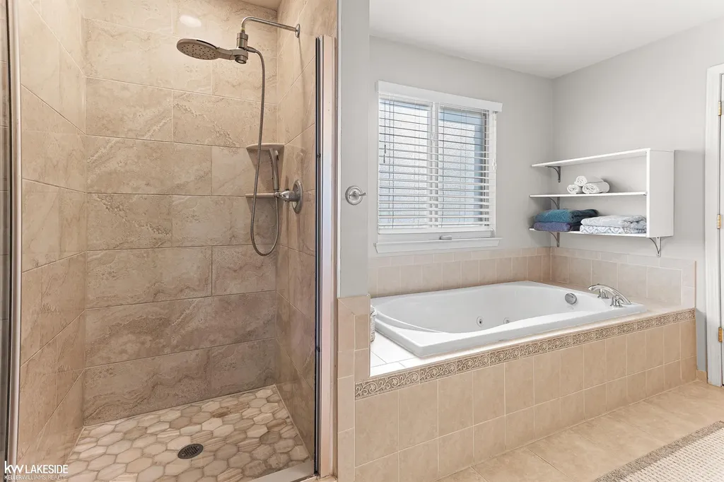 51389 Midland Circle Macomb Township MI 48042