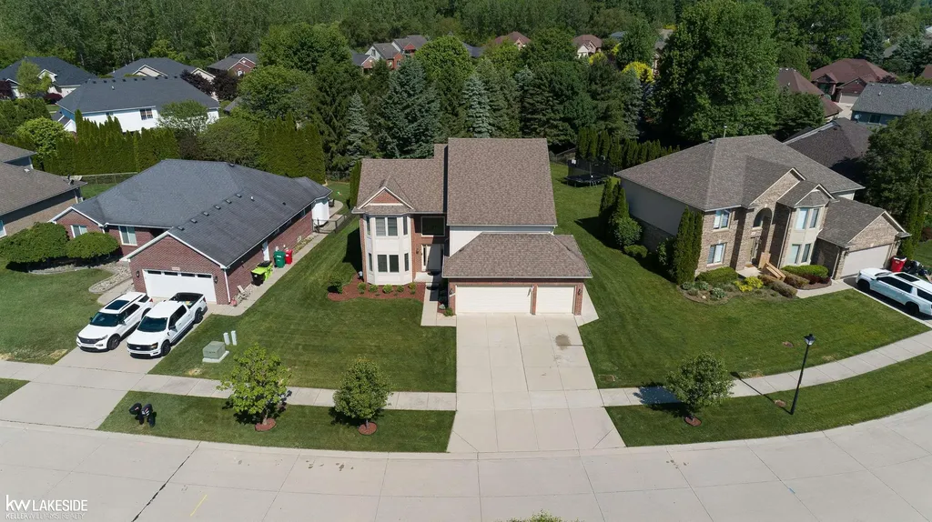 51389 Midland Circle Macomb Township MI 48042