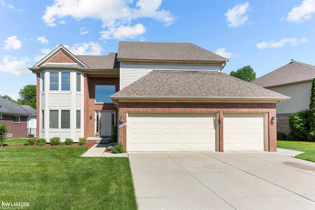 51389 Midland Circle Macomb Township MI 48042
