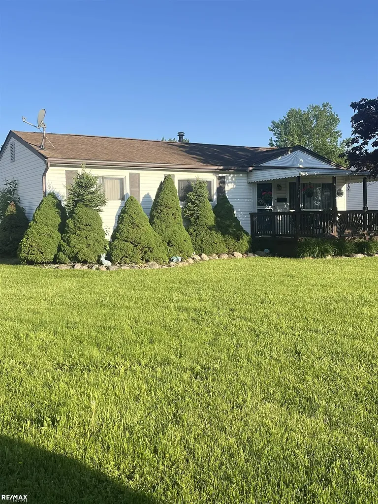 31543 Devos Court New Haven Village MI 48048