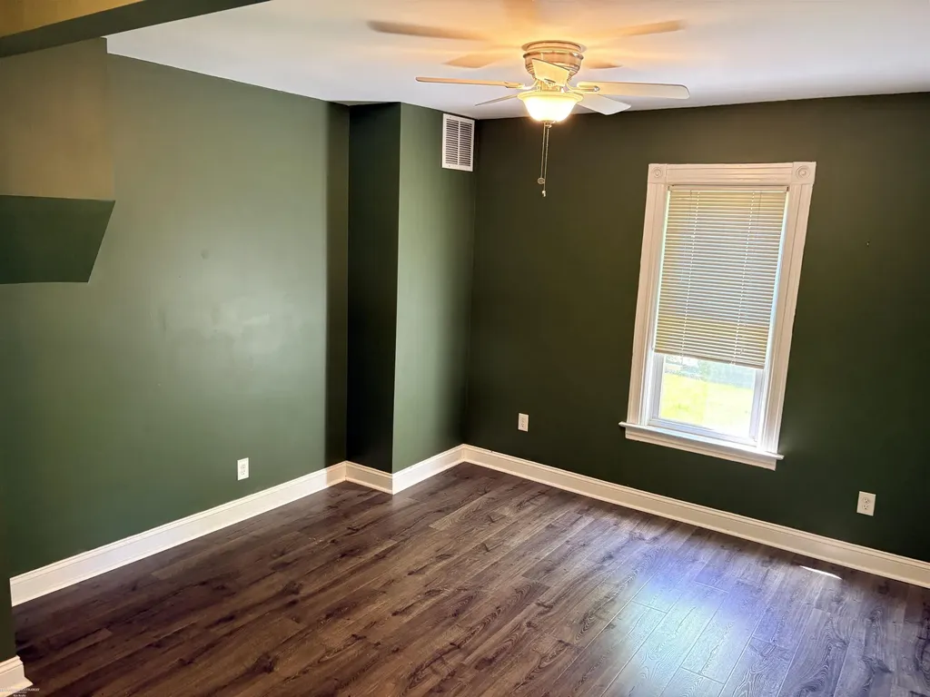 73 Smith Street Mt. Clemens City MI 48043