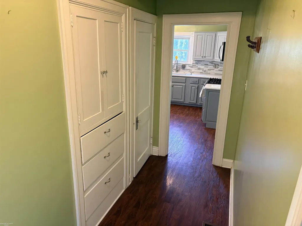 73 Smith Street Mt. Clemens City MI 48043