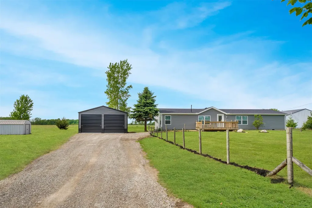 13352 Norman Road Brockway Township MI 48097