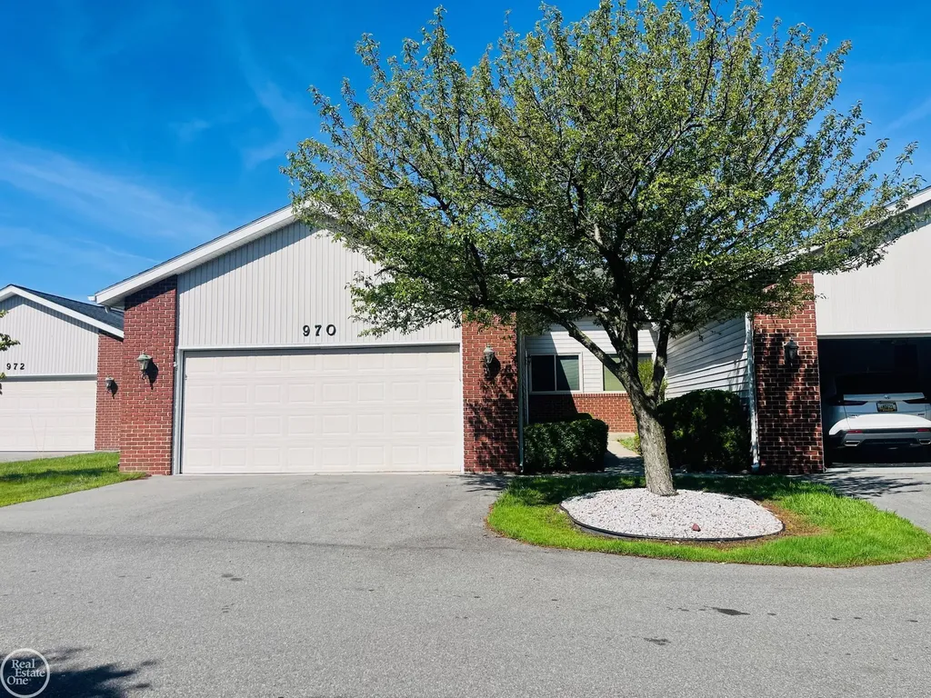 970 St Joseph Lane Marysville City MI 48040