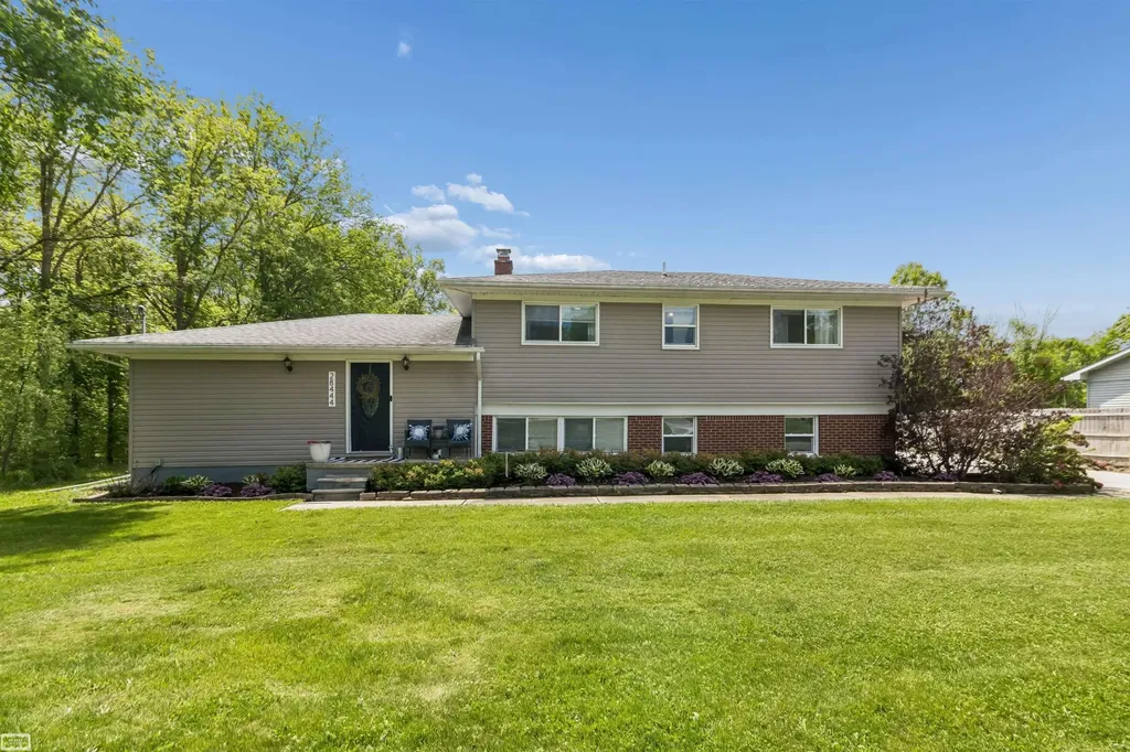 28444 29 Mile Road Lenox Township MI 48048