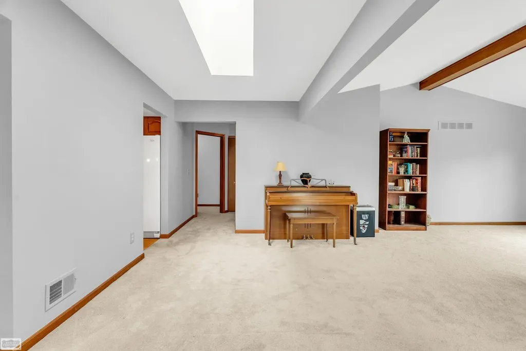 41010 W Rosewood Drive Clinton Charter Township MI 48038