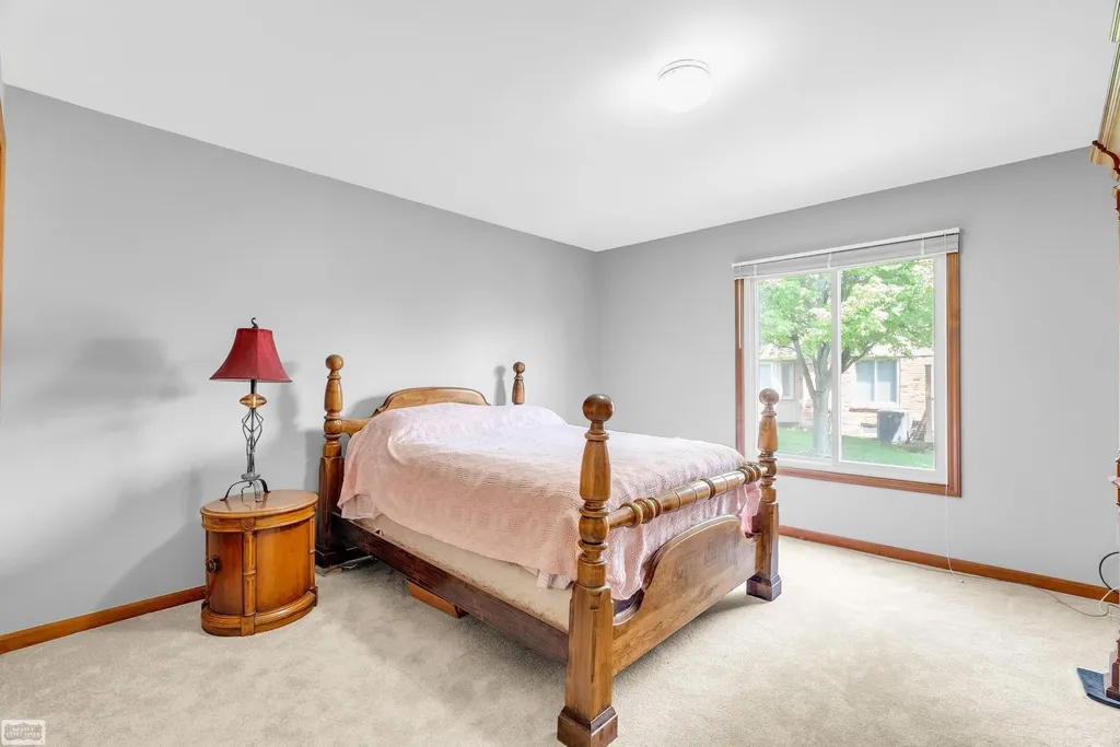 41010 W Rosewood Drive Clinton Charter Township MI 48038