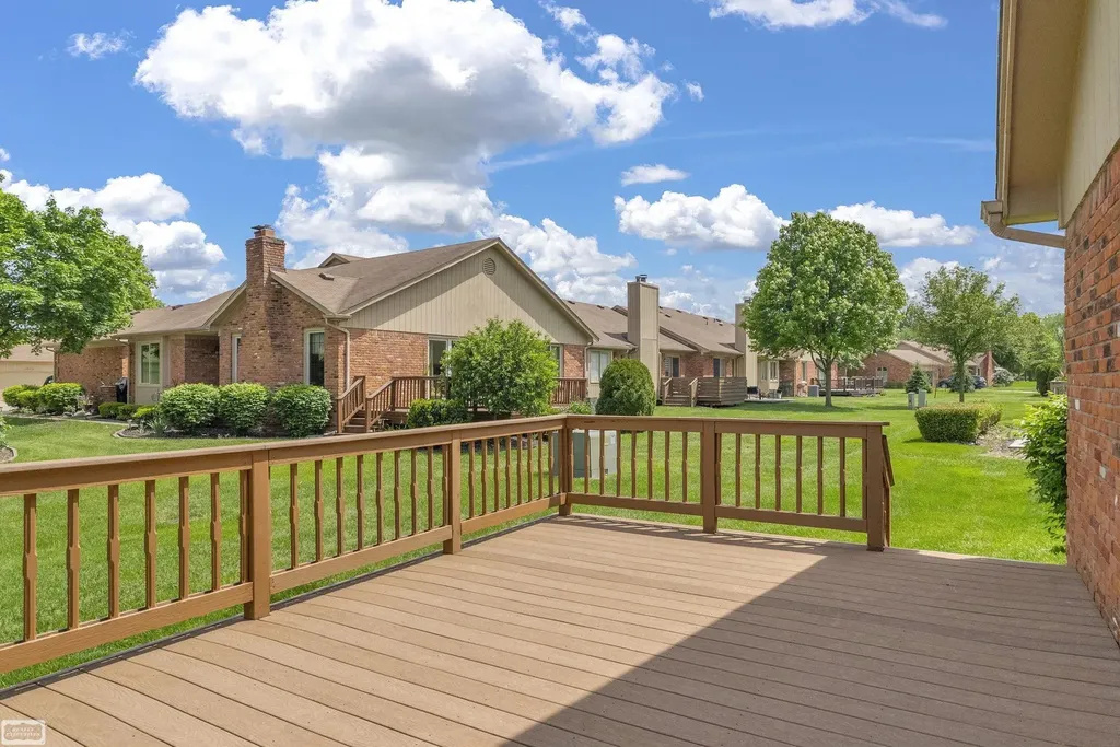 41010 W Rosewood Drive Clinton Charter Township MI 48038