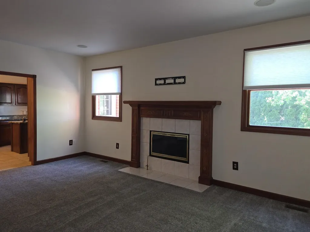 11087 Shadow Creek Court Sterling Heights City MI 48313