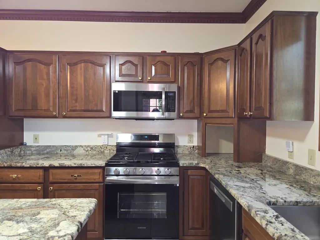 11087 Shadow Creek Court Sterling Heights City MI 48313