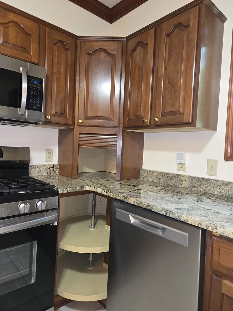 11087 Shadow Creek Court Sterling Heights City MI 48313