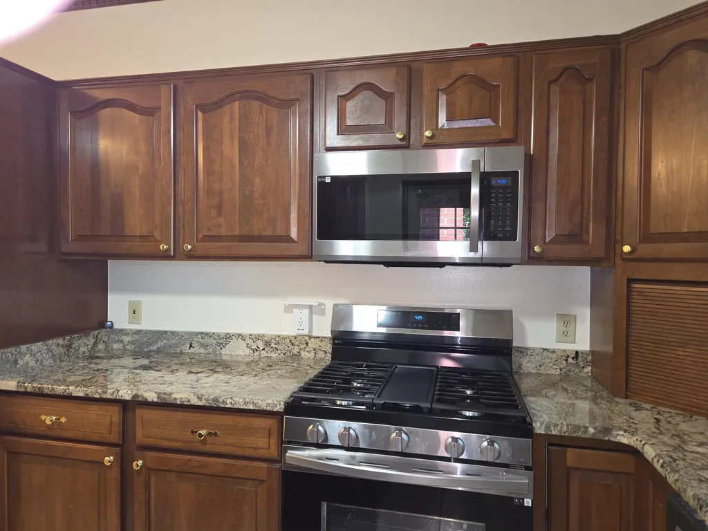 11087 Shadow Creek Court Sterling Heights City MI 48313