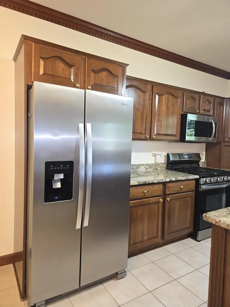 11087 Shadow Creek Court Sterling Heights City MI 48313