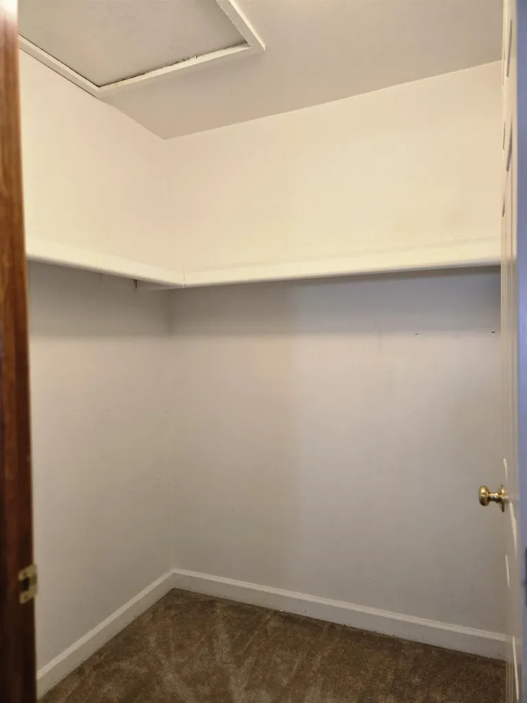 11087 Shadow Creek Court Sterling Heights City MI 48313
