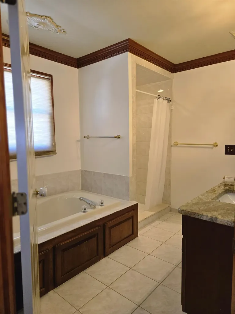 11087 Shadow Creek Court Sterling Heights City MI 48313