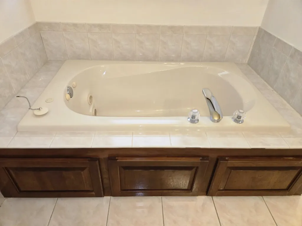 11087 Shadow Creek Court Sterling Heights City MI 48313