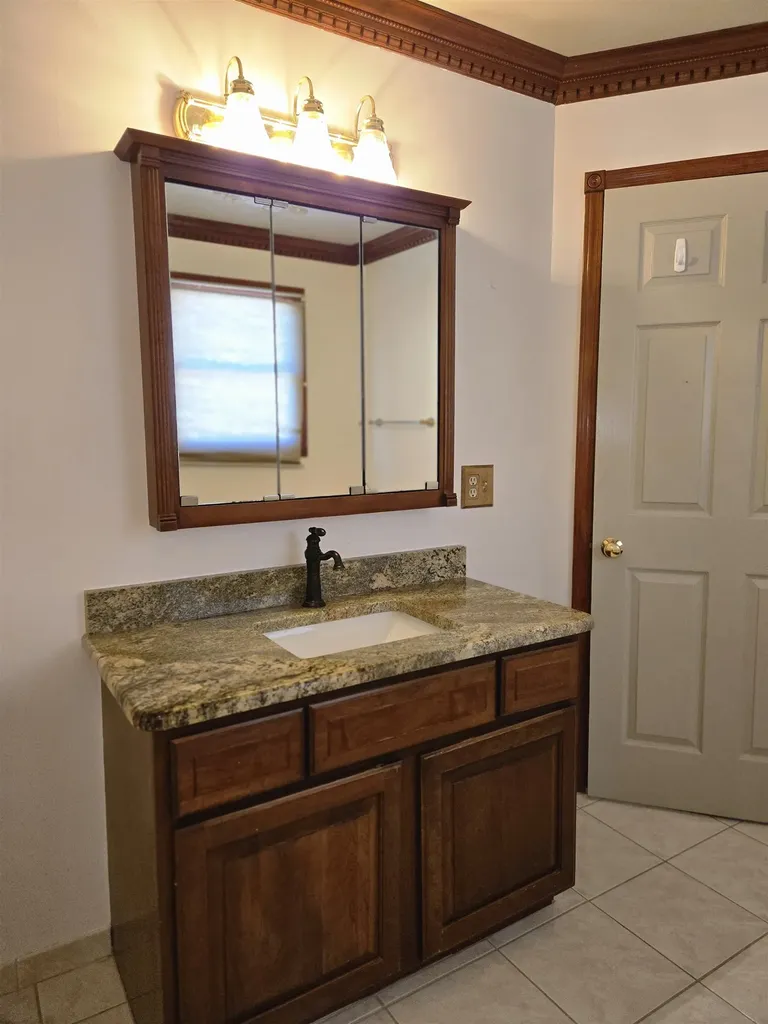 11087 Shadow Creek Court Sterling Heights City MI 48313