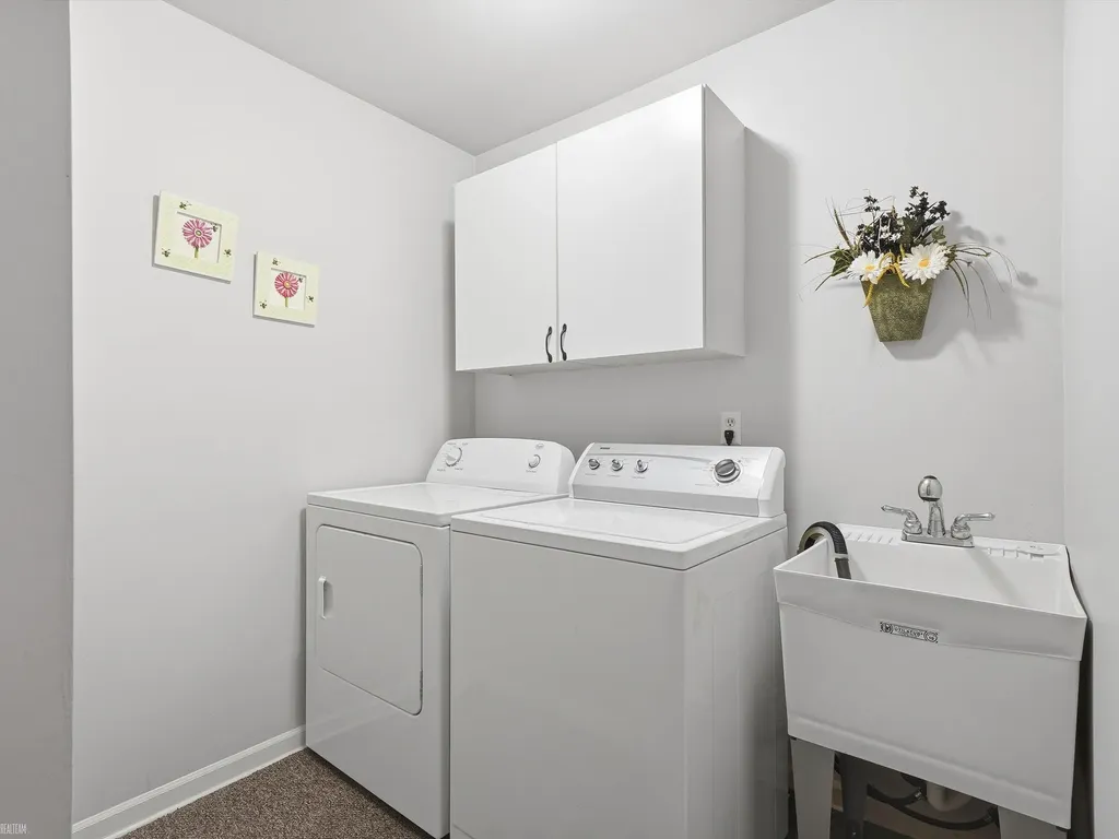 16579 Woodlane Drive Fraser City MI 48026