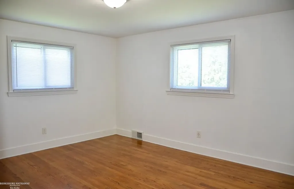 50508 W Shamrock Street Chesterfield Township MI 48047