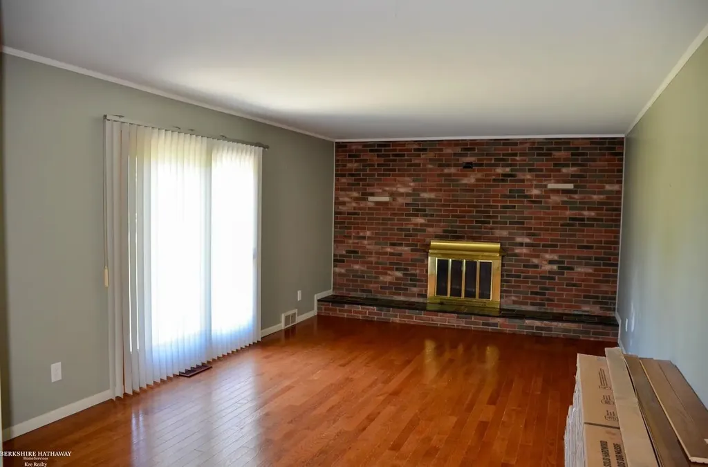50508 W Shamrock Street Chesterfield Township MI 48047