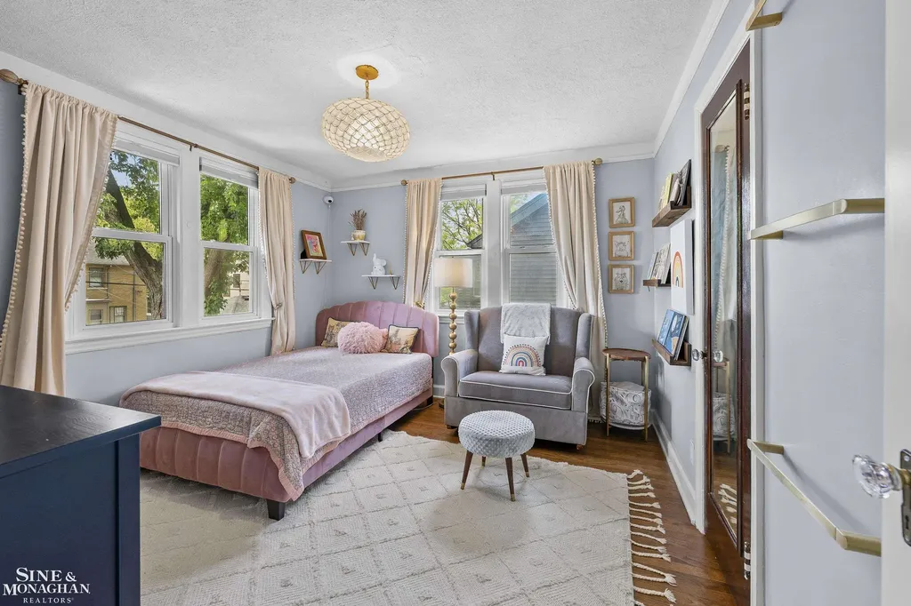 1231 Grayton Street Grosse Pointe Park City MI 48230