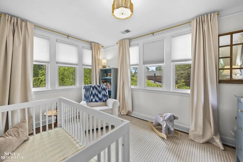 1231 Grayton Street Grosse Pointe Park City MI 48230