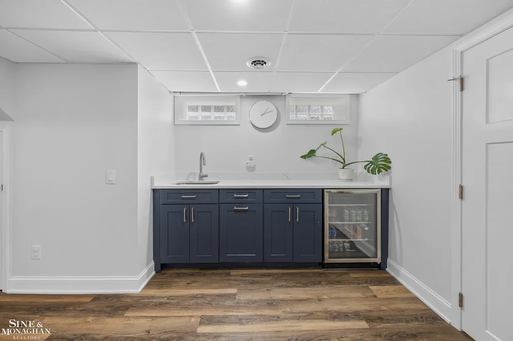 1231 Grayton Street Grosse Pointe Park City MI 48230