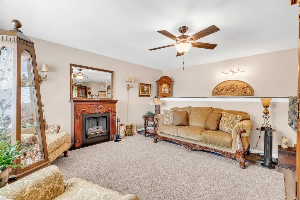 505 N Main Street Yale City MI 48097