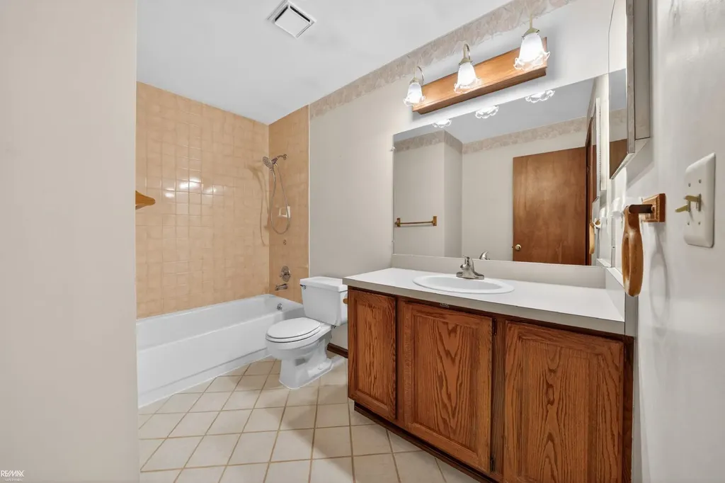 6440 Benoit Road Clay Township MI 48001