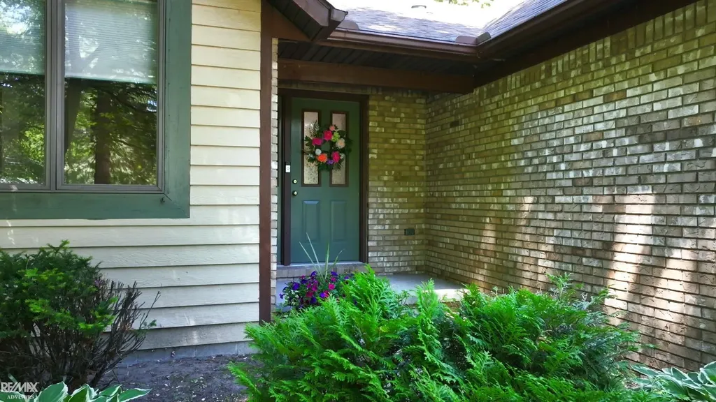 6440 Benoit Road Clay Township MI 48001
