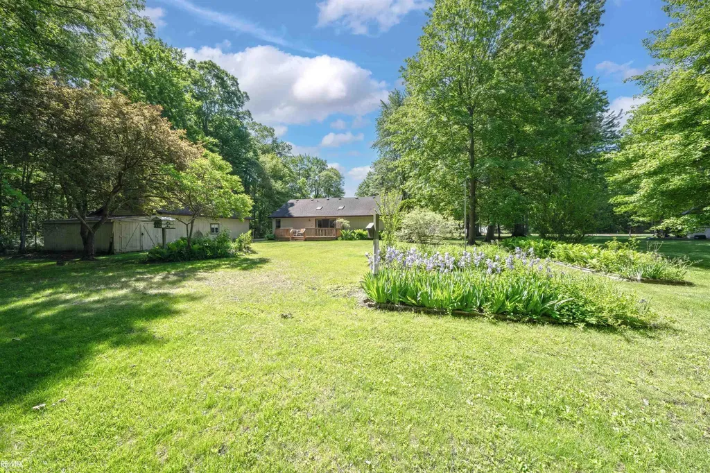 6440 Benoit Road Clay Township MI 48001