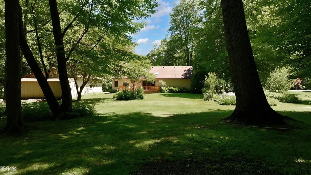 6440 Benoit Road Clay Township MI 48001