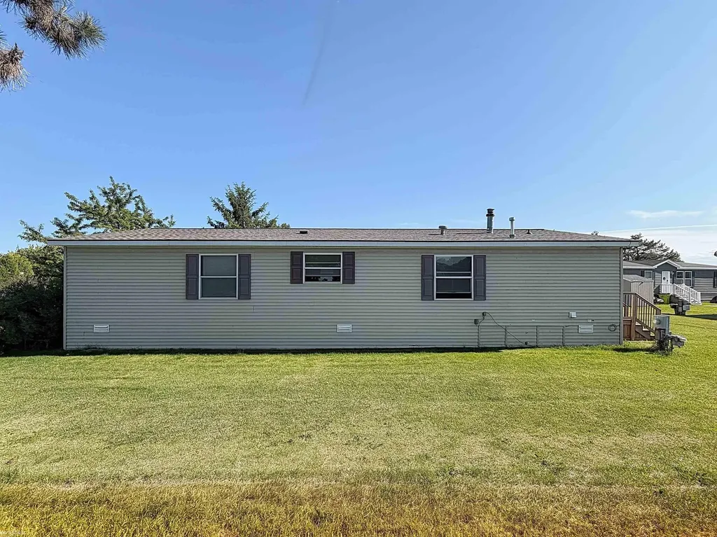 46688 Lemans Court Macomb Township MI 48044