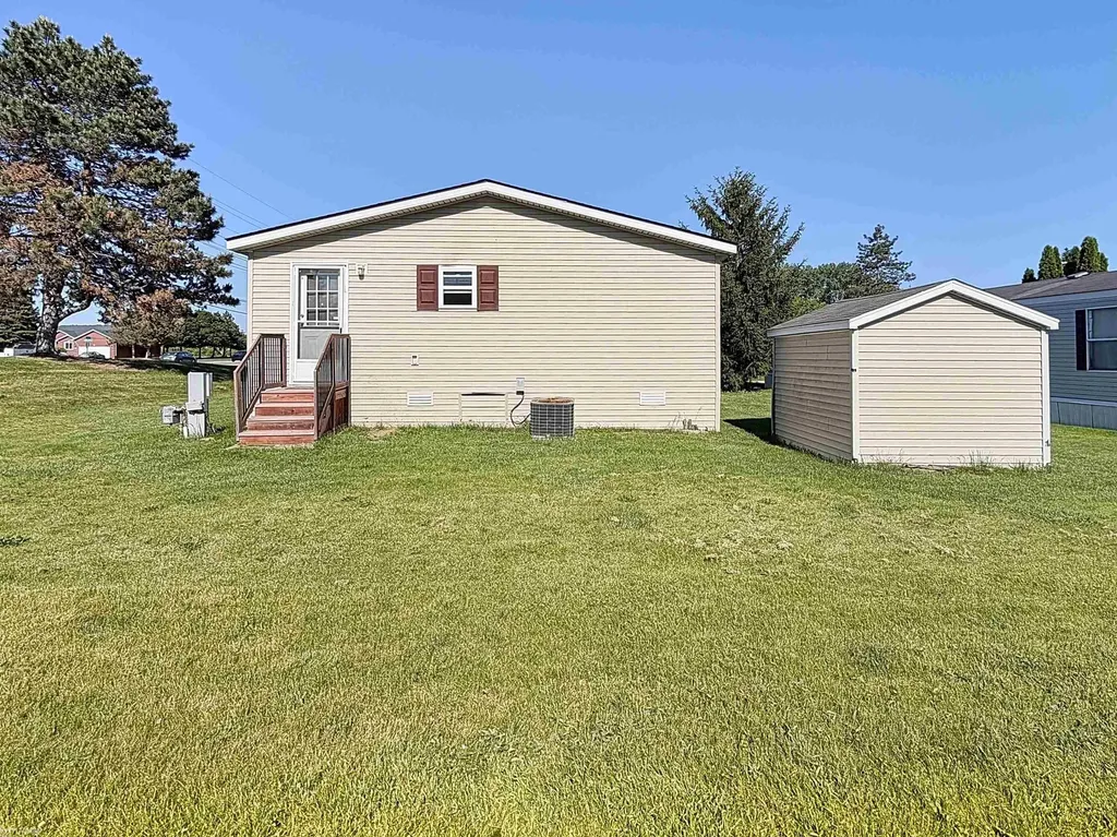 46688 Lemans Court Macomb Township MI 48044