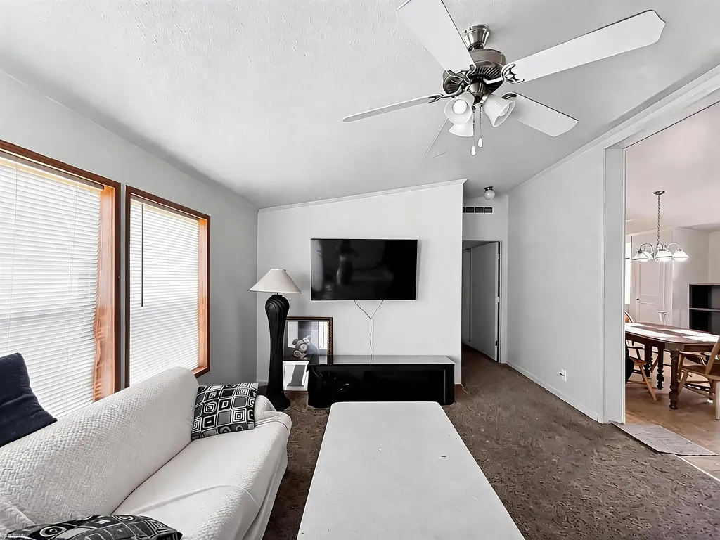 46688 Lemans Court Macomb Township MI 48044