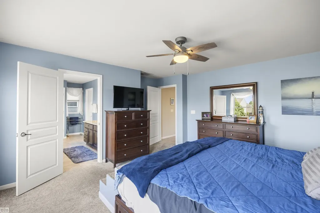 49223 Gaviota Lane Macomb Township MI 48044