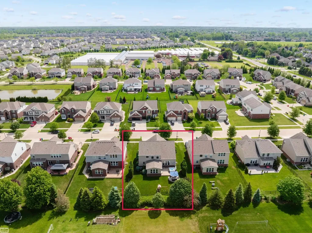 49223 Gaviota Lane Macomb Township MI 48044