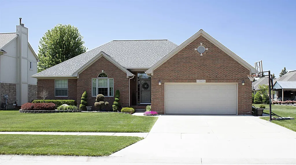 53579 Meadow Creek Drive New Baltimore City MI 48047