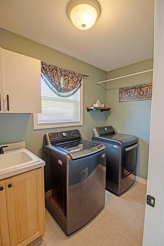 53579 Meadow Creek Drive New Baltimore City MI 48047