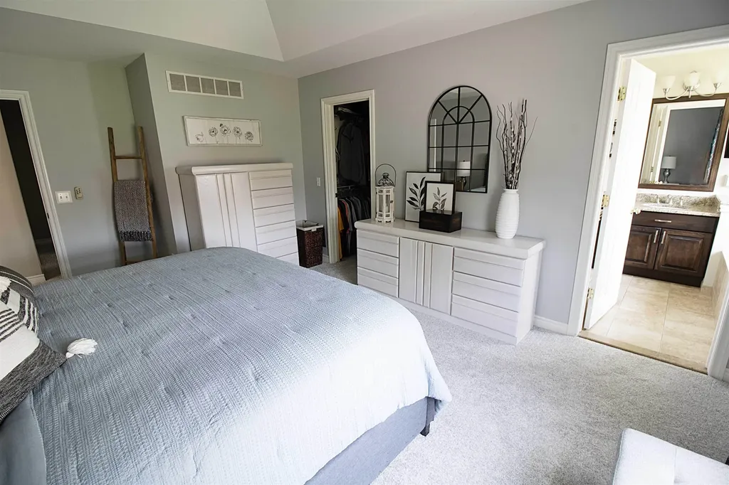 53579 Meadow Creek Drive New Baltimore City MI 48047