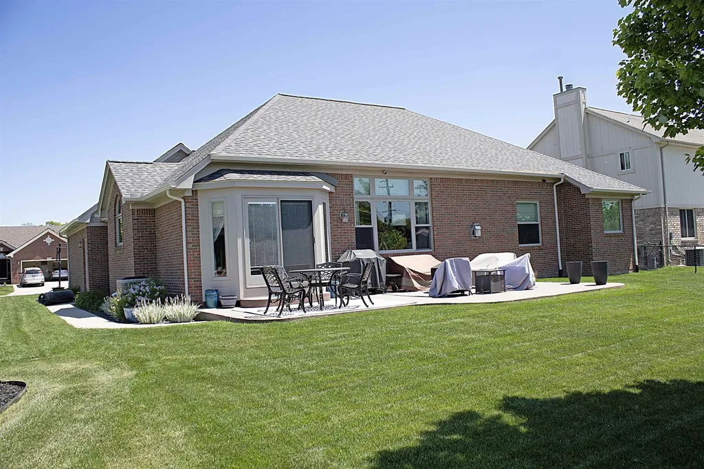 53579 Meadow Creek Drive New Baltimore City MI 48047