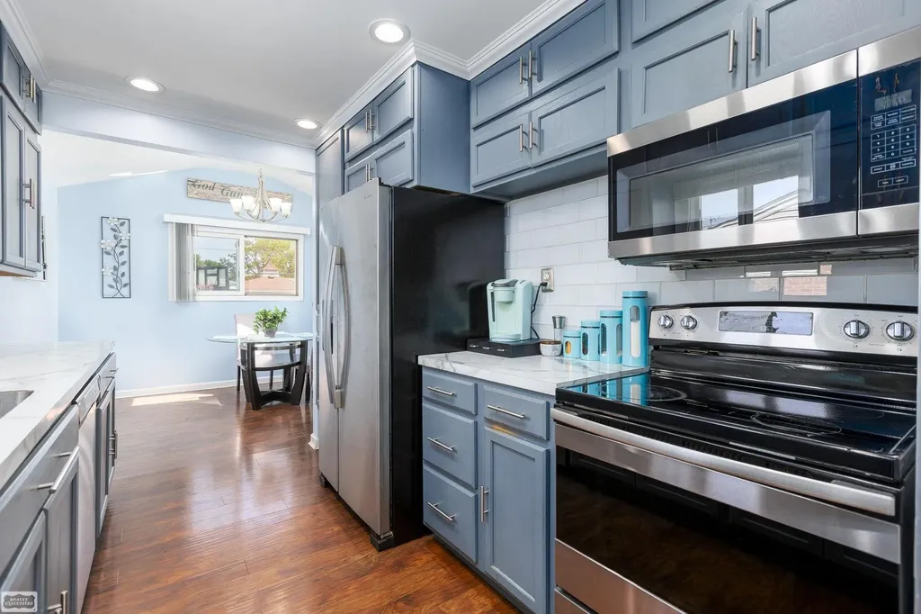 18029 Rainbow Street Fraser City MI 48026
