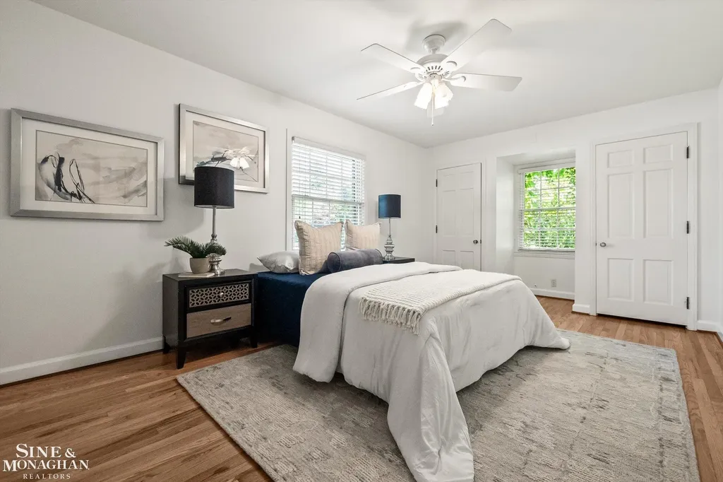 1023 Harvard Road Grosse Pointe Park City MI 48230
