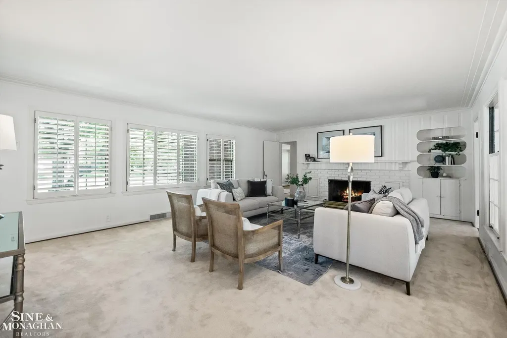 1023 Harvard Road Grosse Pointe Park City MI 48230