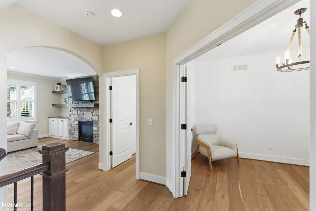 17206 Crittenden Drive Macomb Township MI 48044