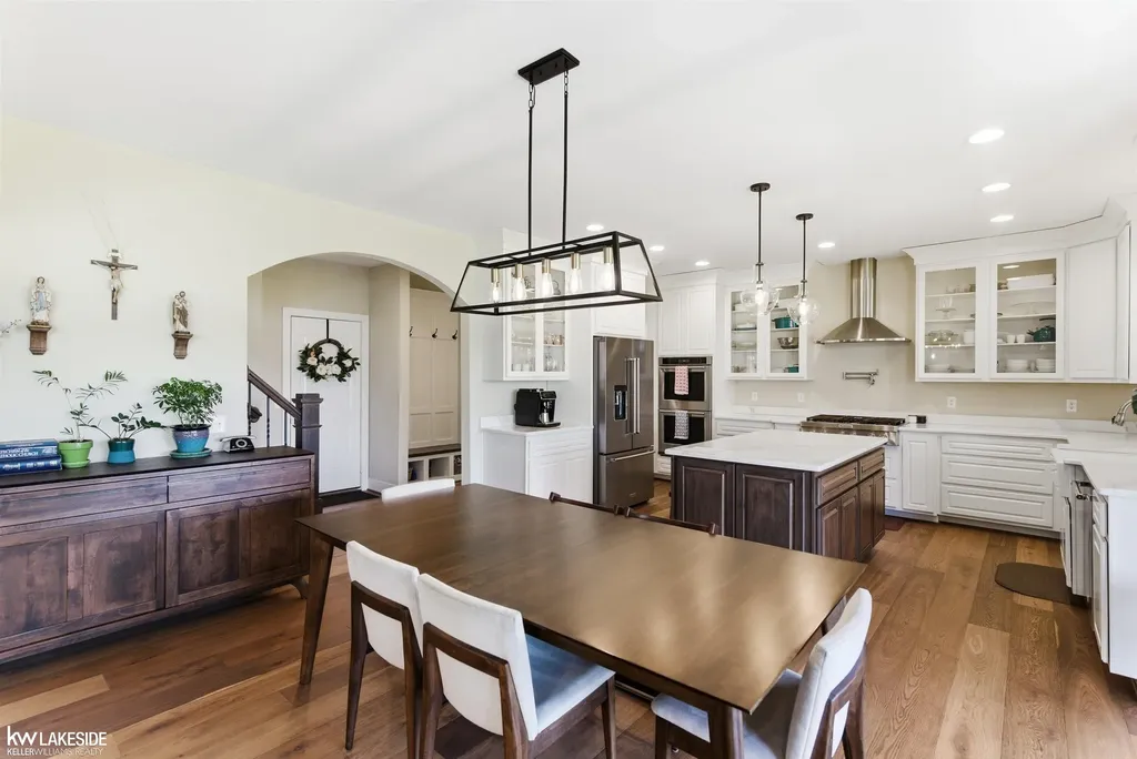 17206 Crittenden Drive Macomb Township MI 48044