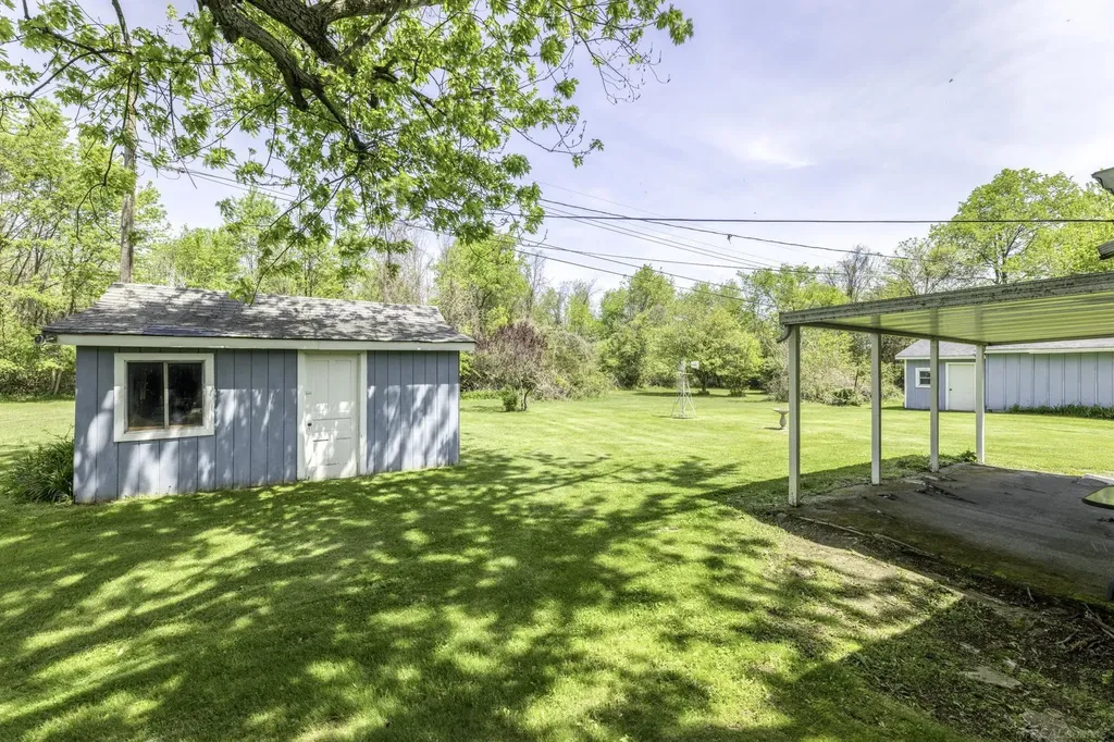 5950 Avalon Circle Lexington Township MI 48059