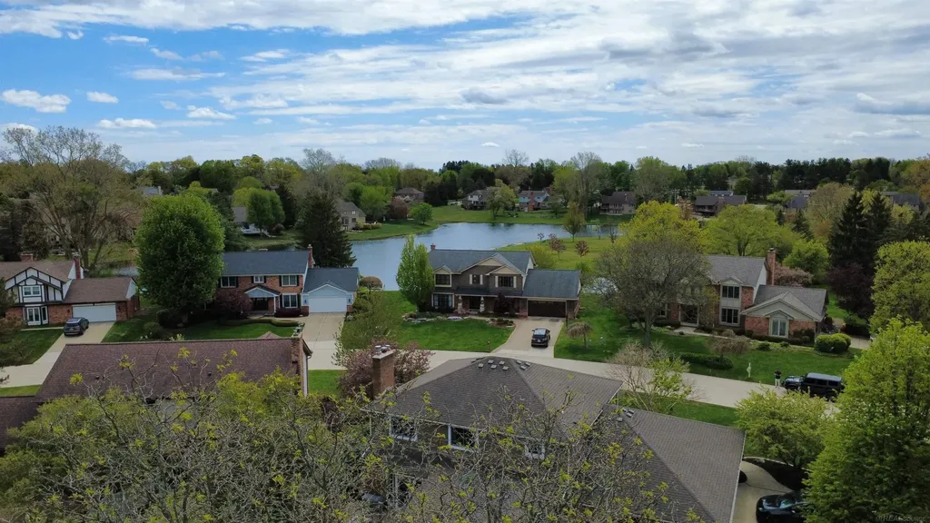 2495 Chalet Drive Rochester Hills City MI 48309