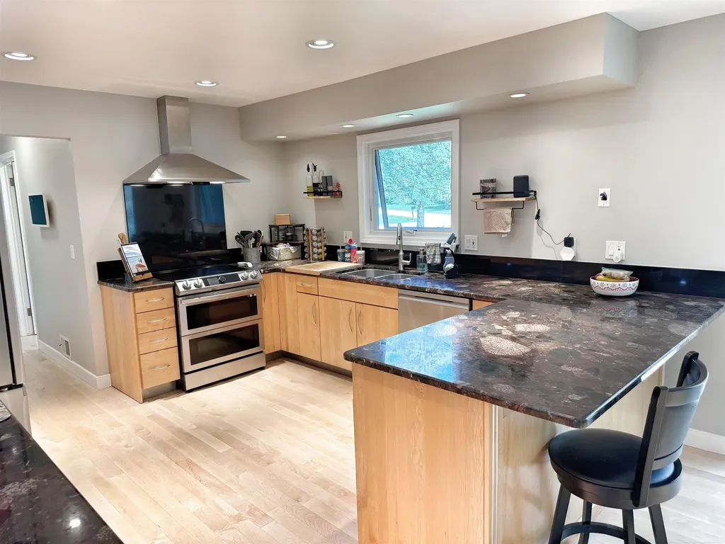 2495 Chalet Drive Rochester Hills City MI 48309