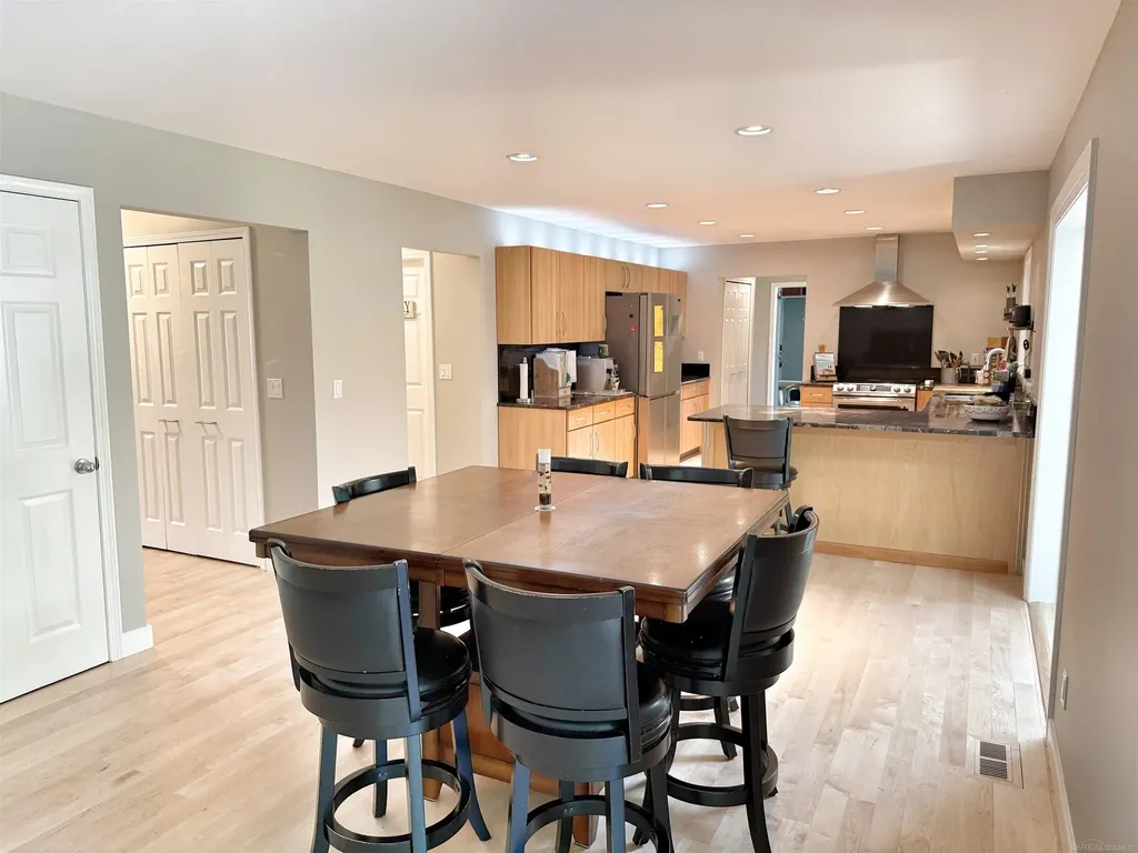 2495 Chalet Drive Rochester Hills City MI 48309